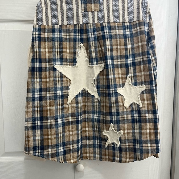 Striped and Plaid Button-Up Shirt - Picture 2 of 3